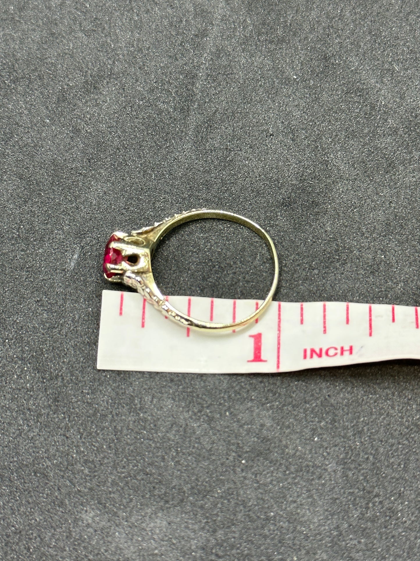 Ladies Victorian Ring 10k