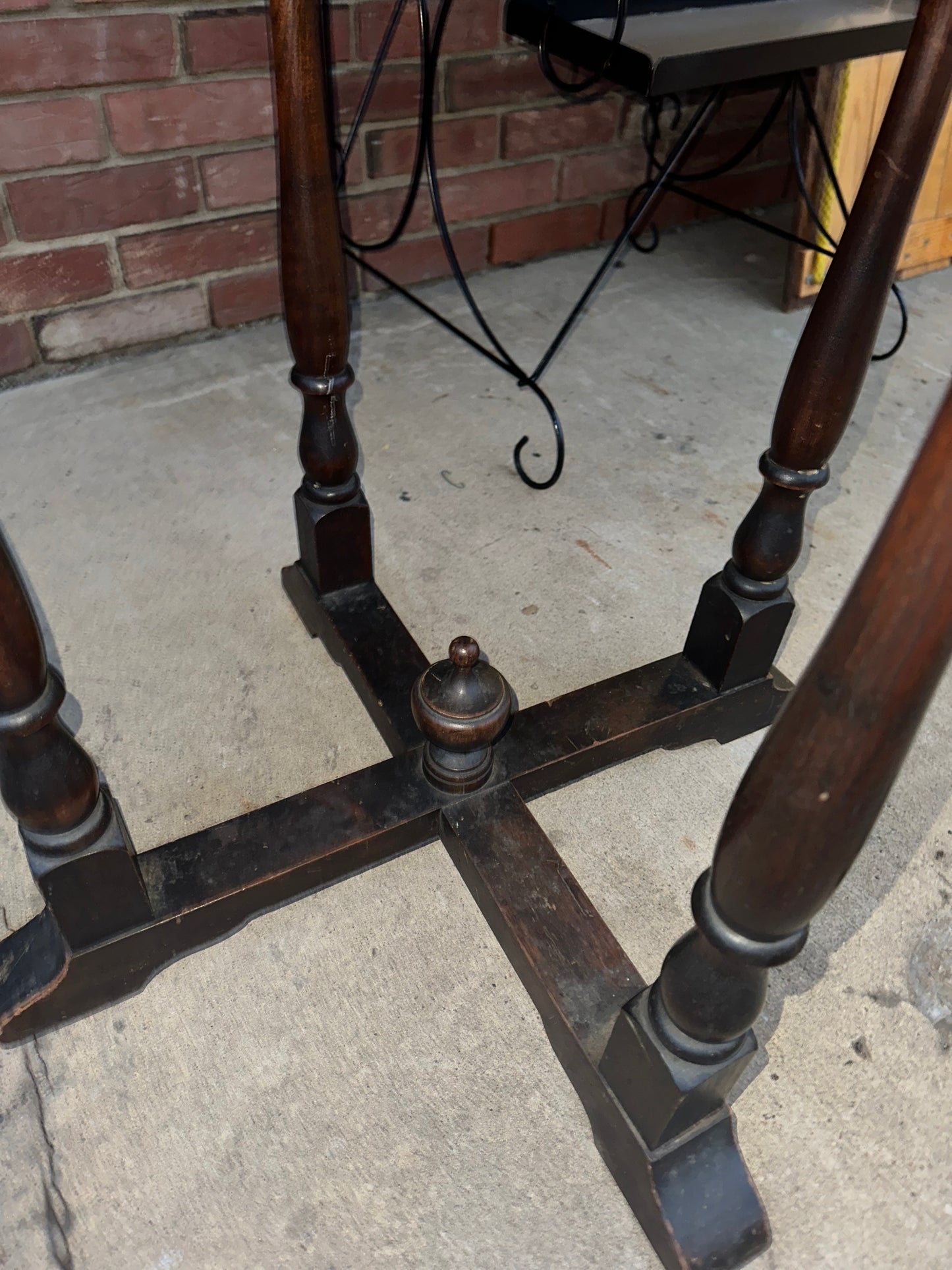 Vintage Mahogany Octagon Shaped Bar Table