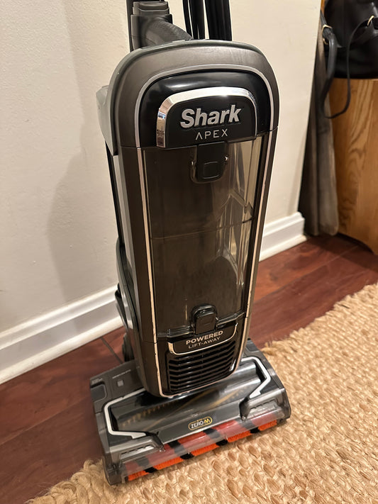 Used- Like New Shark APEX DuoClean Zero-M Lift-Away AZ1002 Vacuum