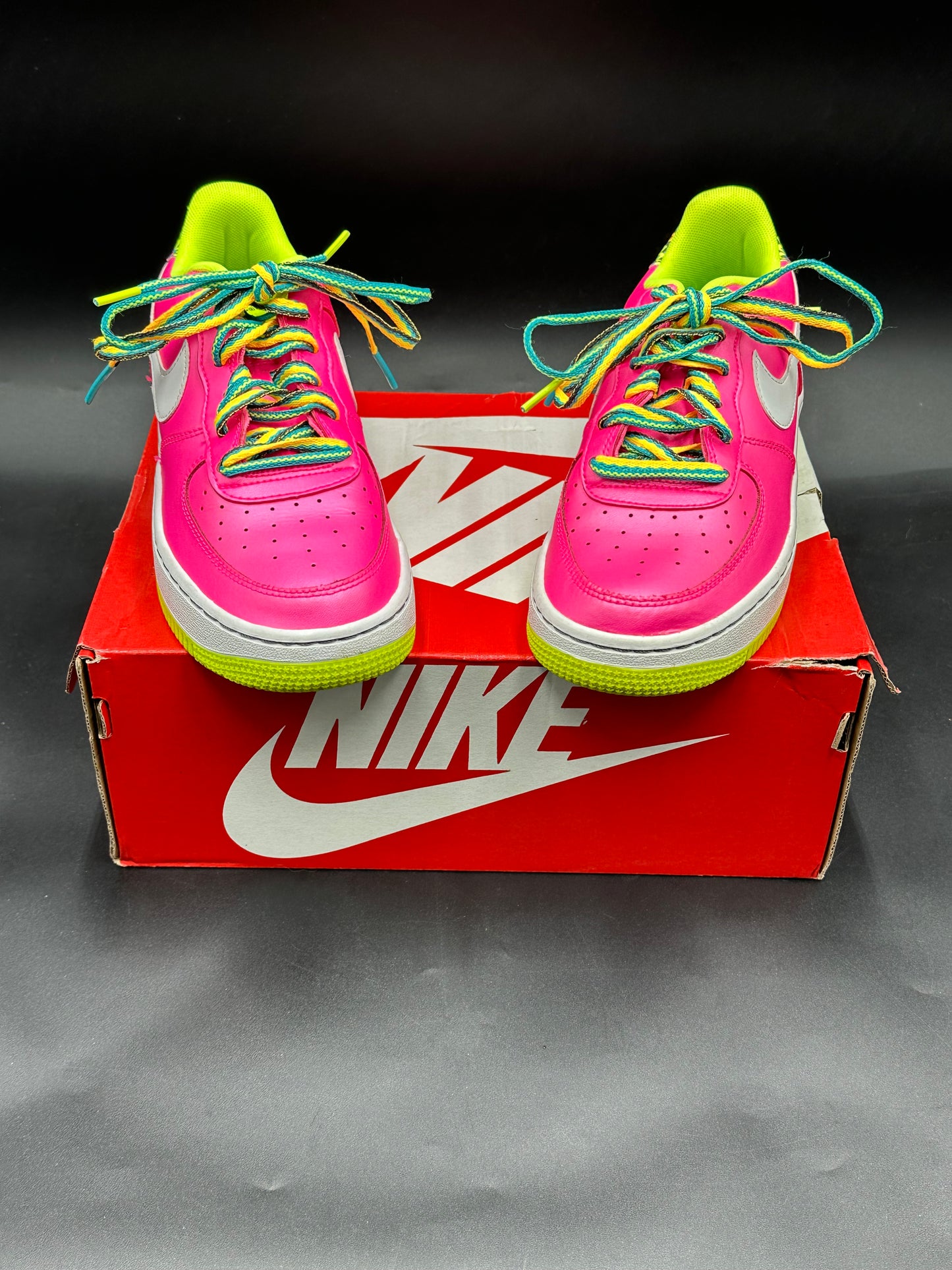Woman’s Nike Air Force 1 Pink Blast Volt White Low Neon Sneaker Size 5.5.