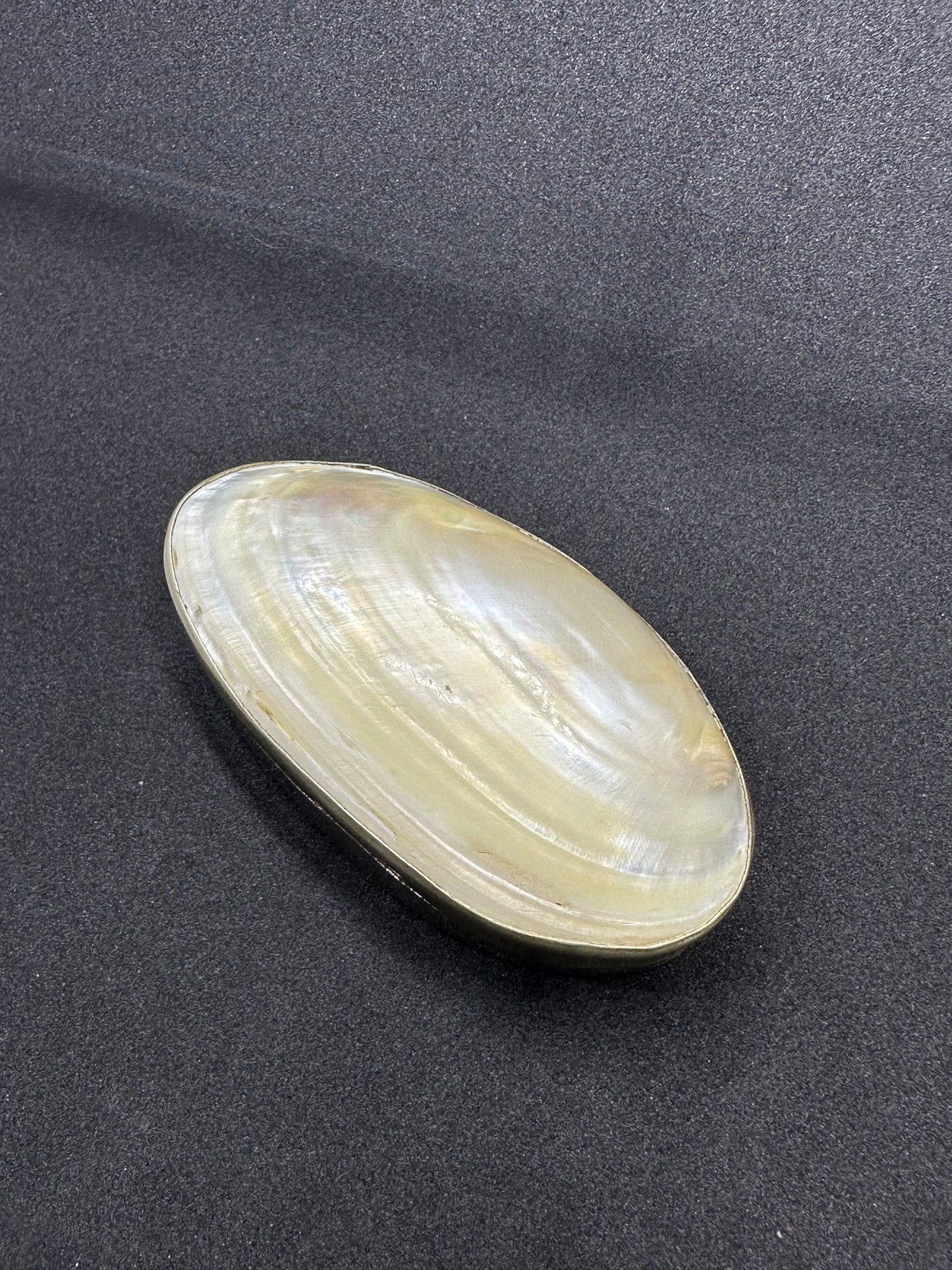 Vintage Sterling Silver Genuine White Iridescent Clam Shell Hinged Trinket Box
