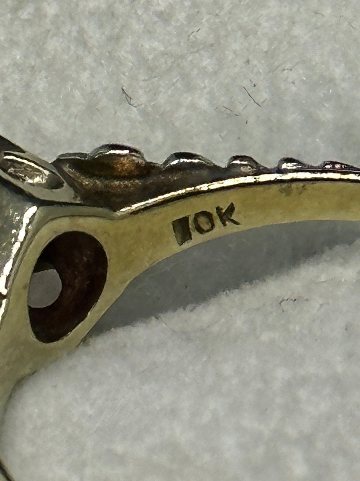 Ladies Victorian Ring 10k