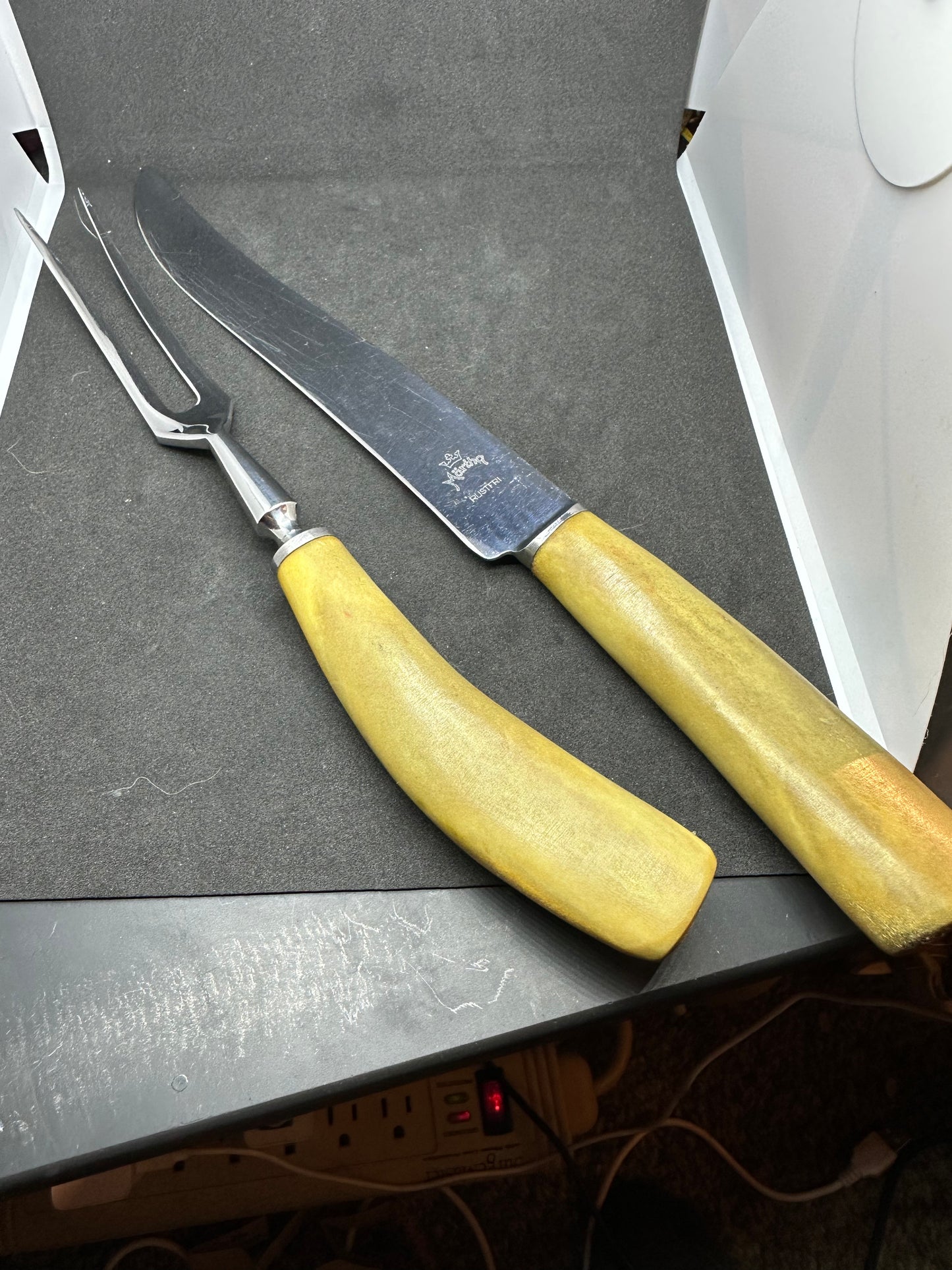 Vintage Märtha Rustfri Stainless Steel & Bone Handle 2 Piece Carving Set Signed