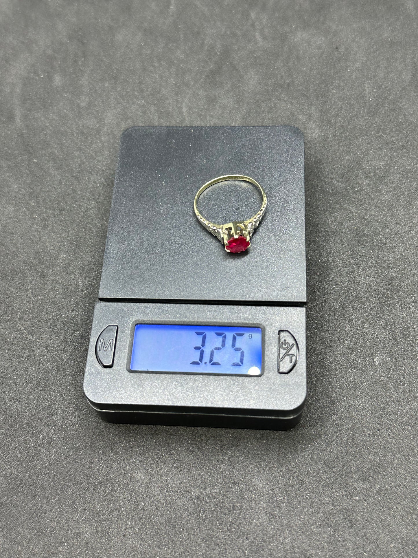 Ladies Victorian Ring 10k