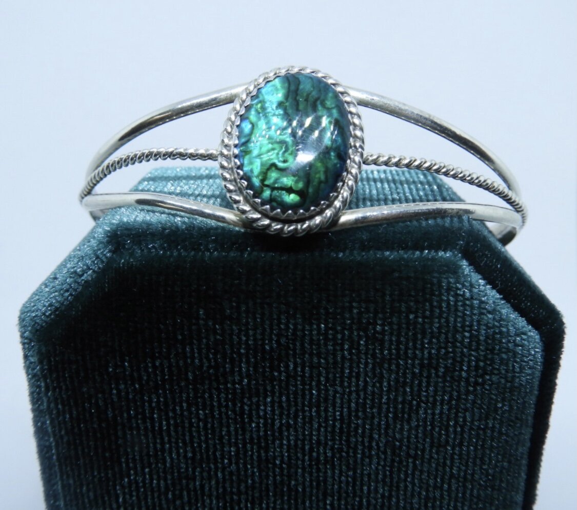 Vintage Native American NAKAI Navajo Abalone Sterling Silver .925 Bracelet