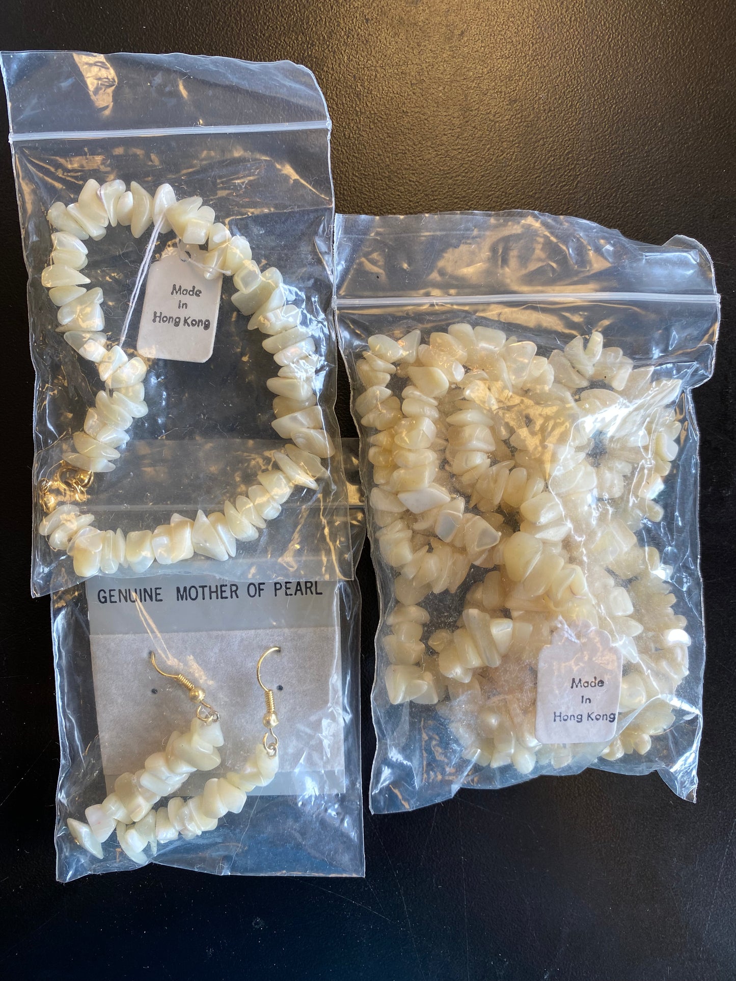 Mother Of Pearl Shell Chip Necklace, Braclet & Dangle Earrings Set of 3 VTG