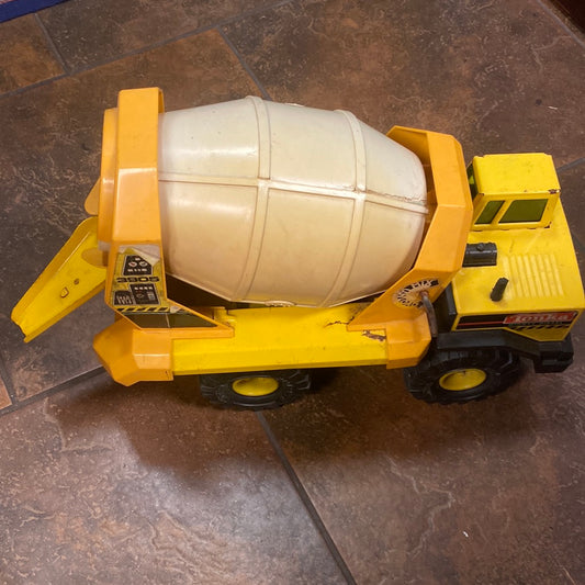 Vintage Tonka Deep Well Tires Mighty Diesel Cement Truck