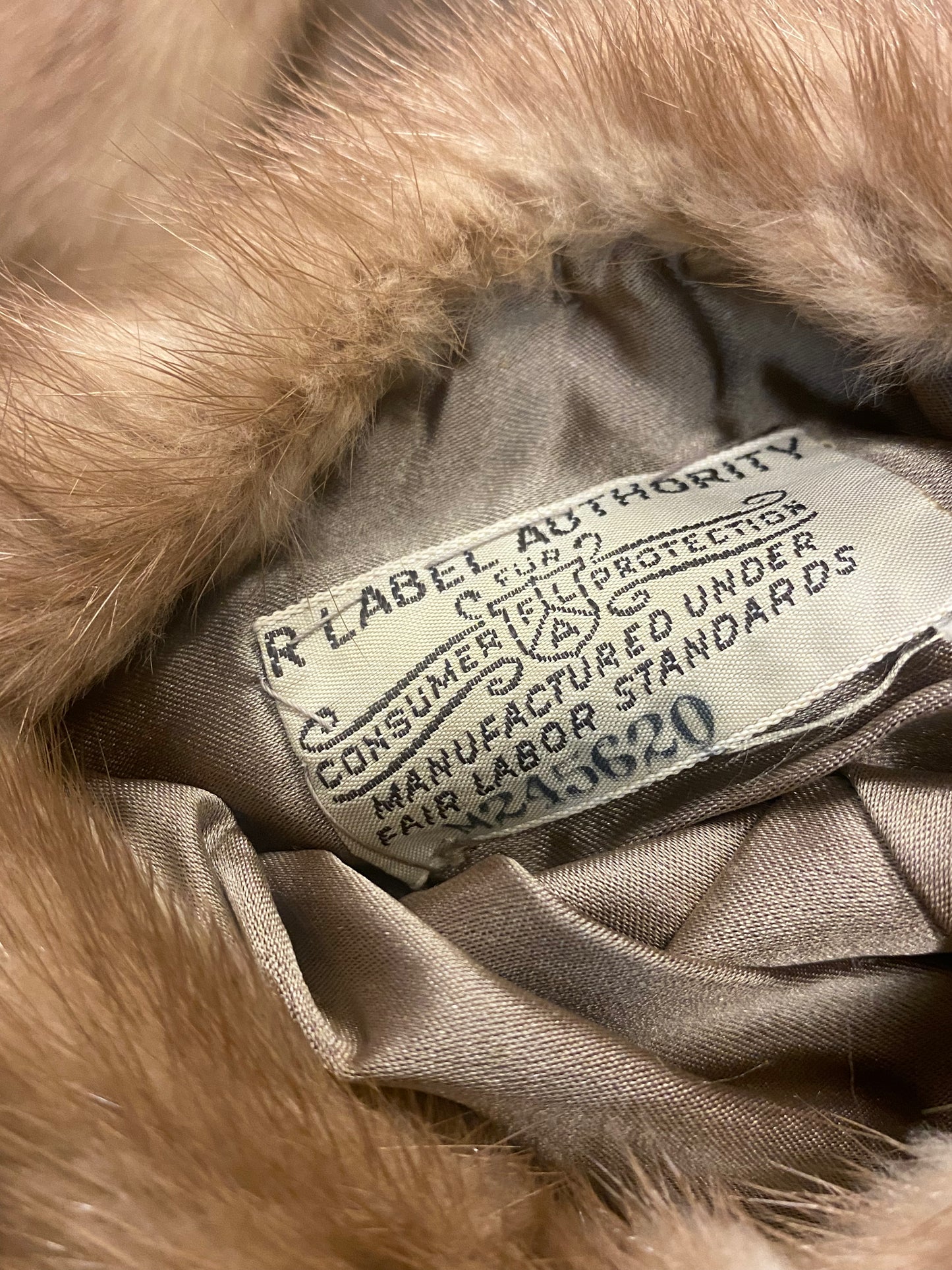 OSFM 1950s Caramel Winter Stole Shawl Collar Cape Real