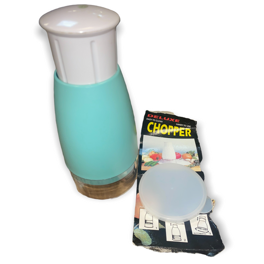 Vintage Deluxe Food Chopper w/ Lid
